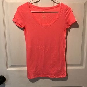 American Eagle favorite T